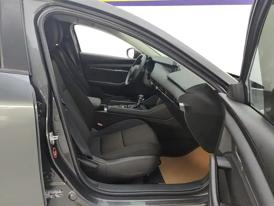 Mazda 3 Axela 2022 из CN, фото 8