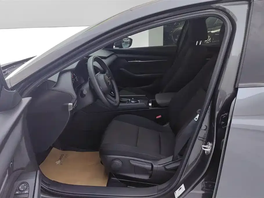 Mazda 3 Axela 2022 из CN, фото 9