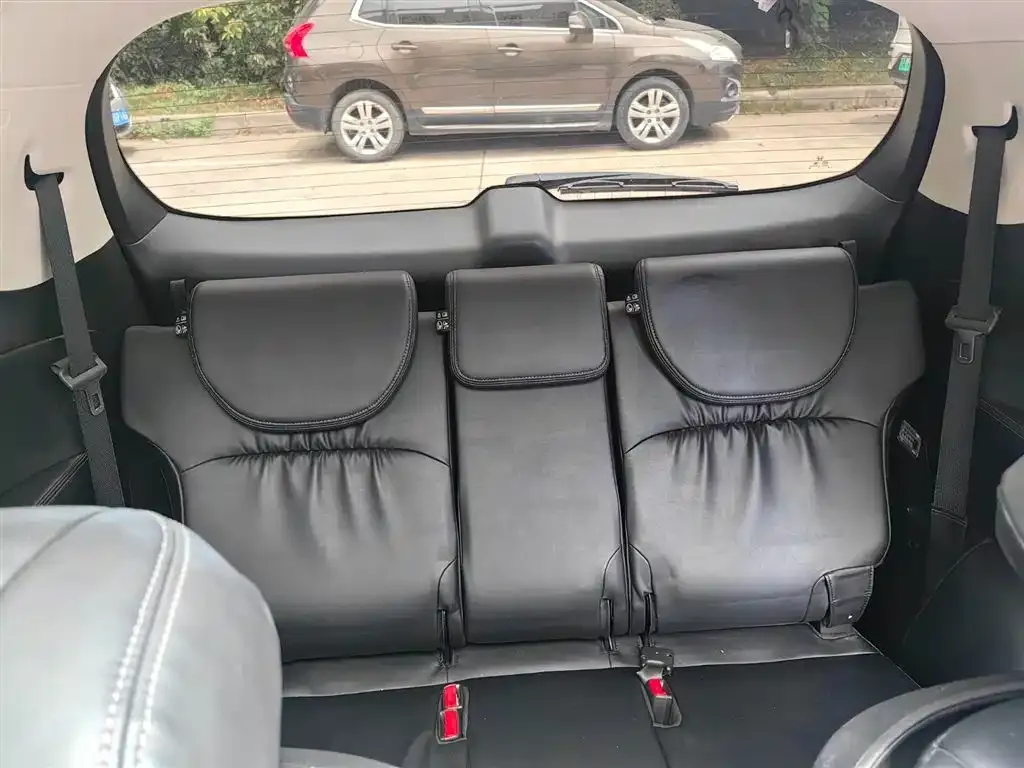 Honda Elysion 2023 из CN, фото 7