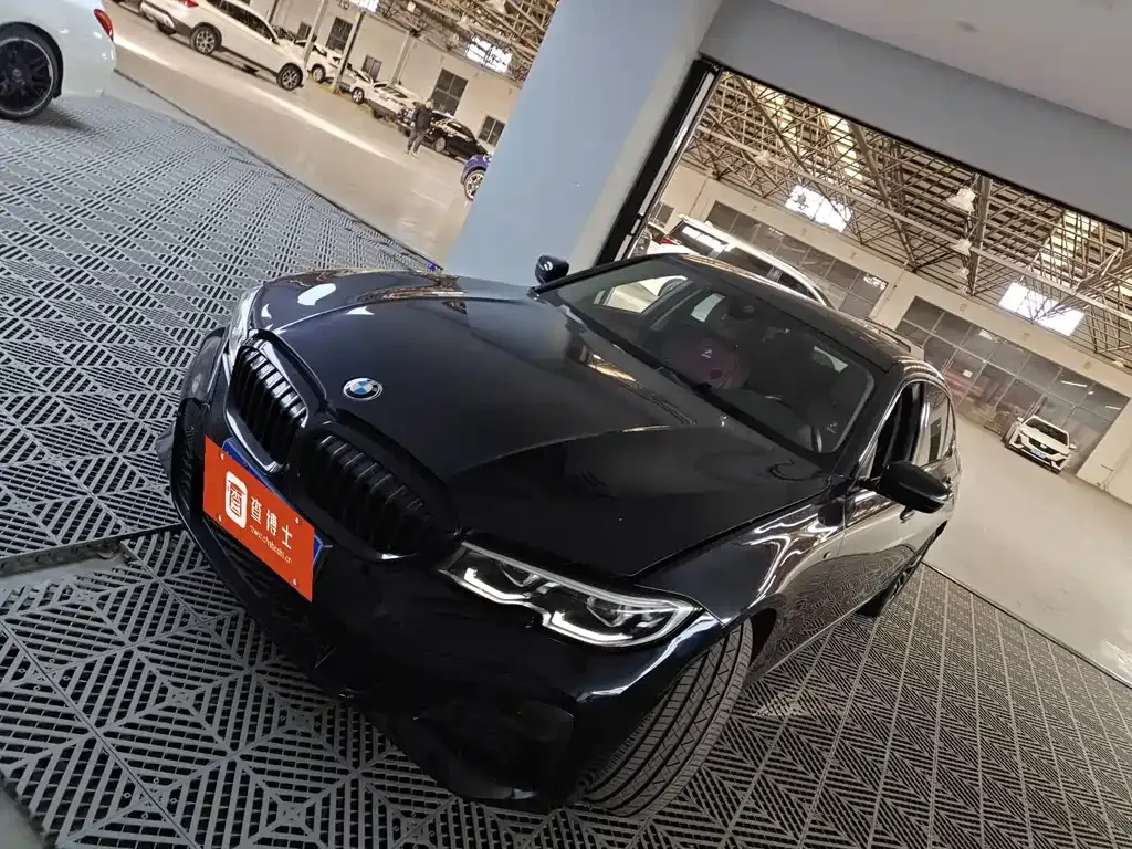 BMW 3 Series 2021 из CN, фото 2