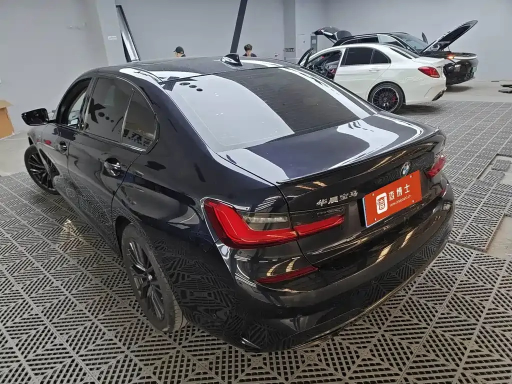 BMW 3 Series 2021 из CN, фото 7