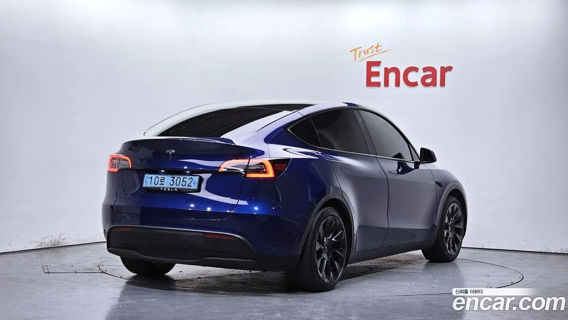 Tesla Model Y — фото 2