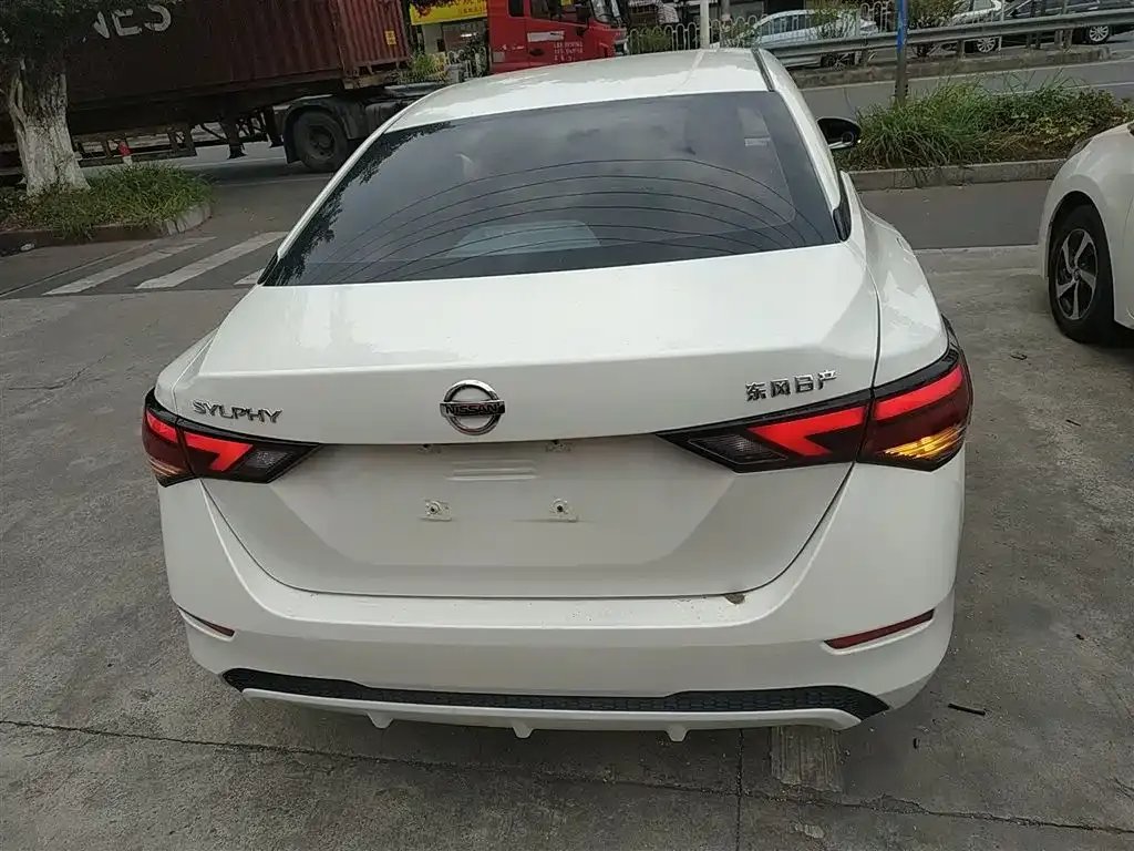 Nissan Sylphy 2021 из CN, фото 6