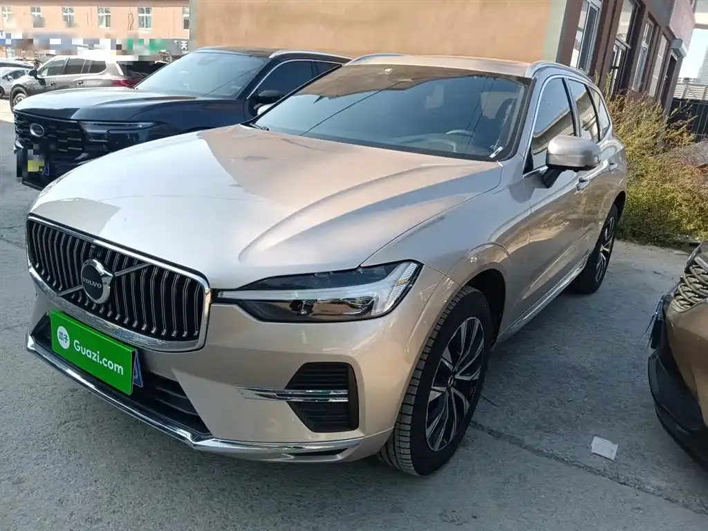 Volvo XC60 — фото 2