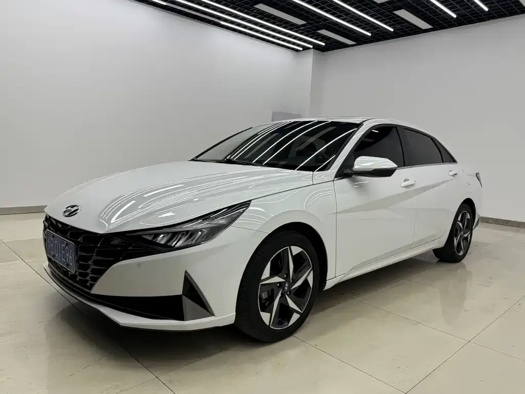 Hyundai Elantra 2021 из CN, фото 1