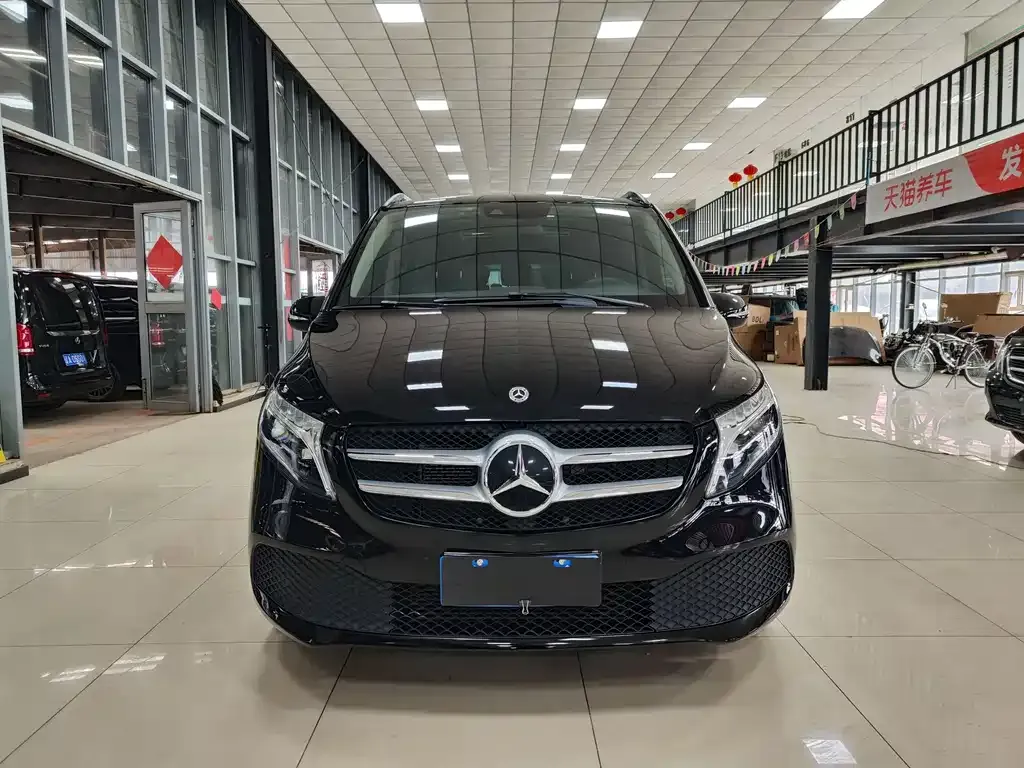 Mercedes-Benz V-Class 2021 из CN, фото 2