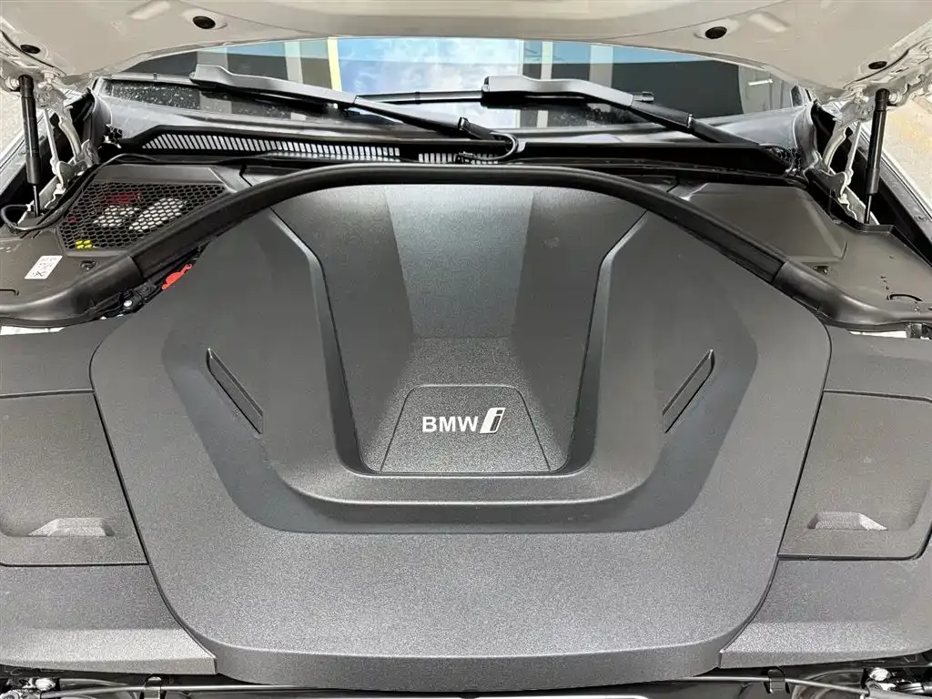 BMW i3 — фото 7