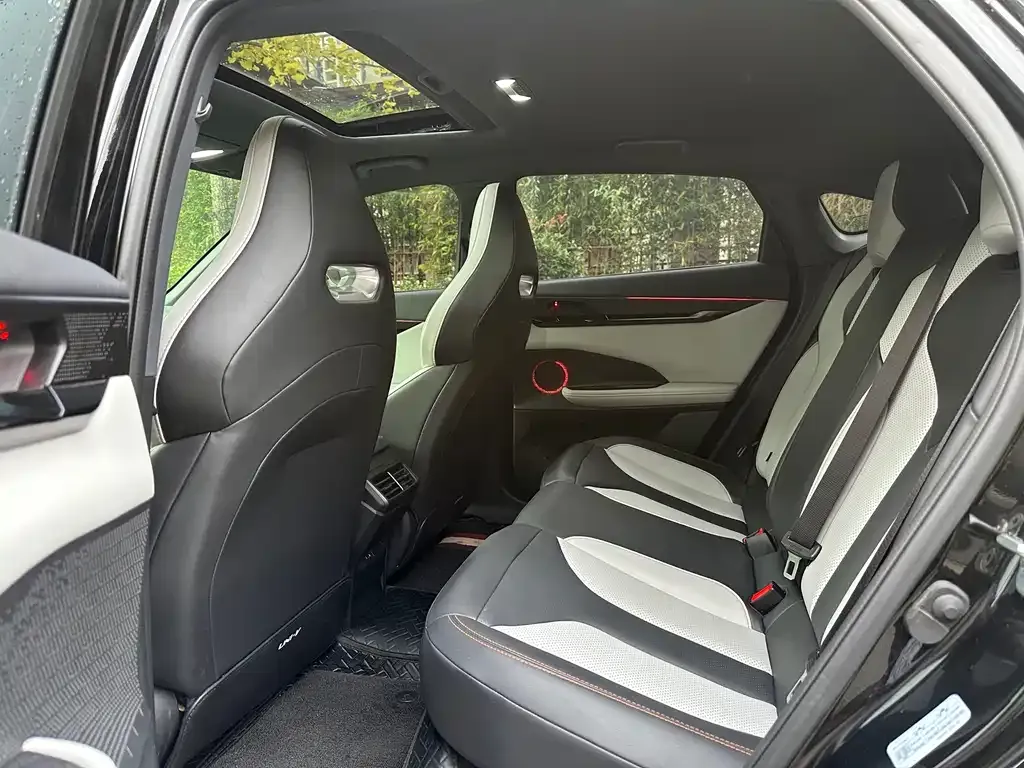 Changan UNI-V iDD 2024 из CN, фото 10