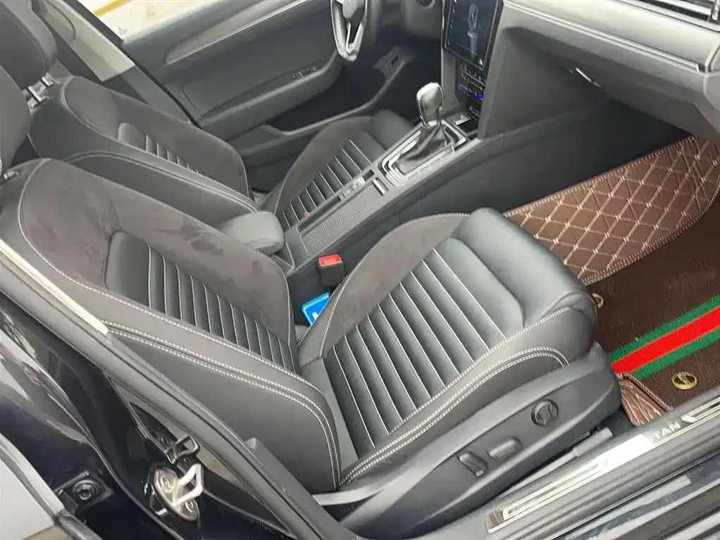 Volkswagen Magotan 2021 из CN, фото 4
