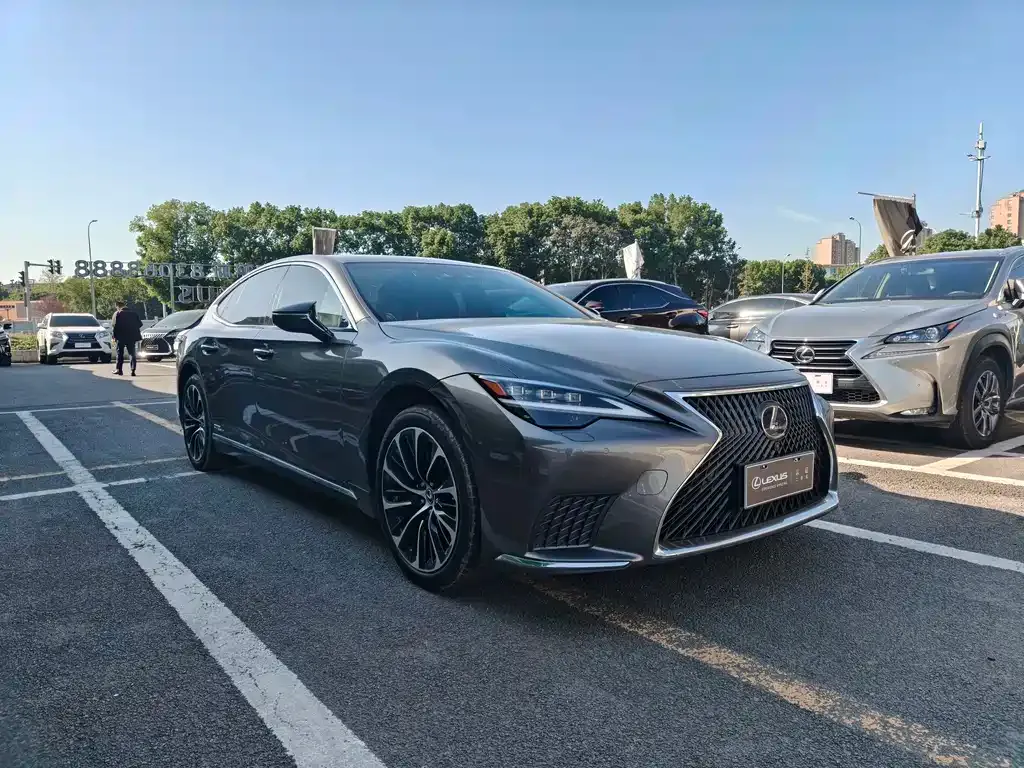Lexus LS 2021 из CN, фото 3