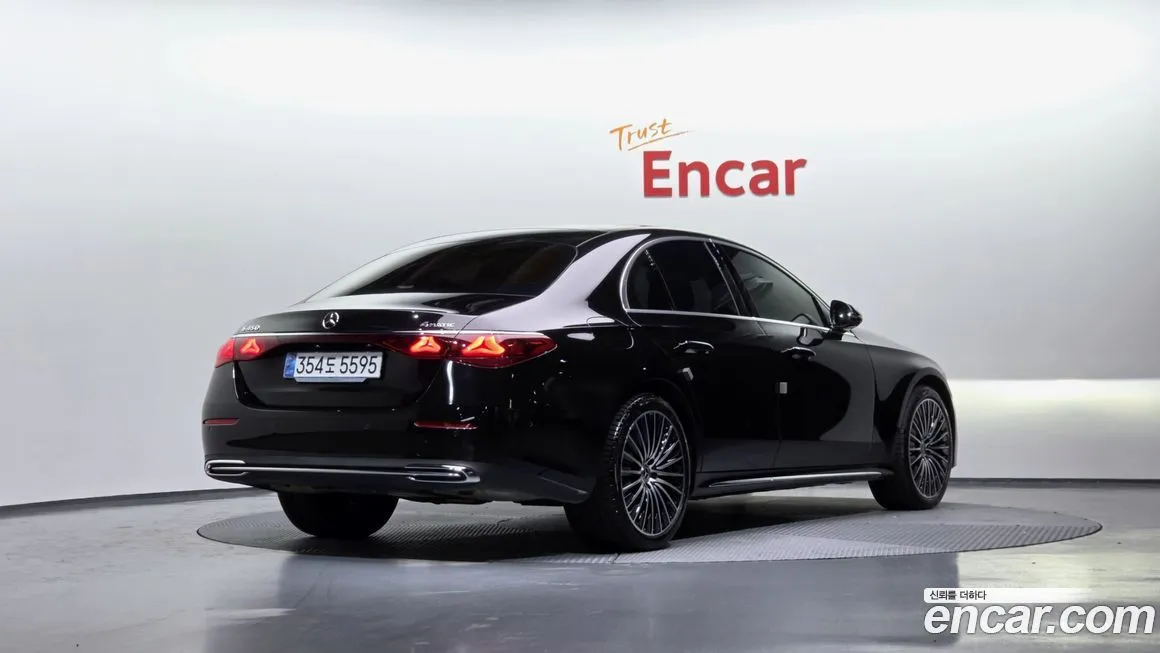 Mercedes-Benz E-Class 2024 из KR, фото 2