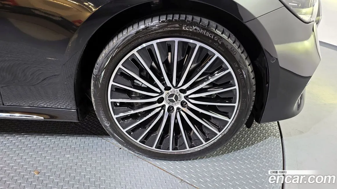 Mercedes-Benz E-Class 2024 из KR, фото 5