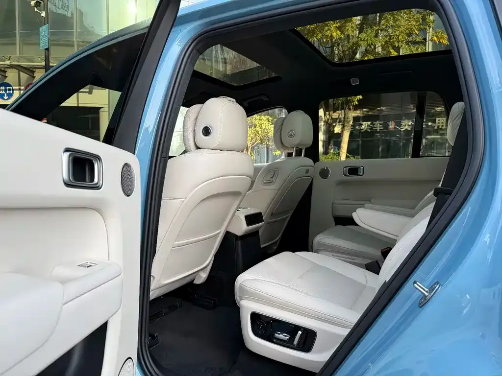 Li Auto L8 2024 из CN, фото 10