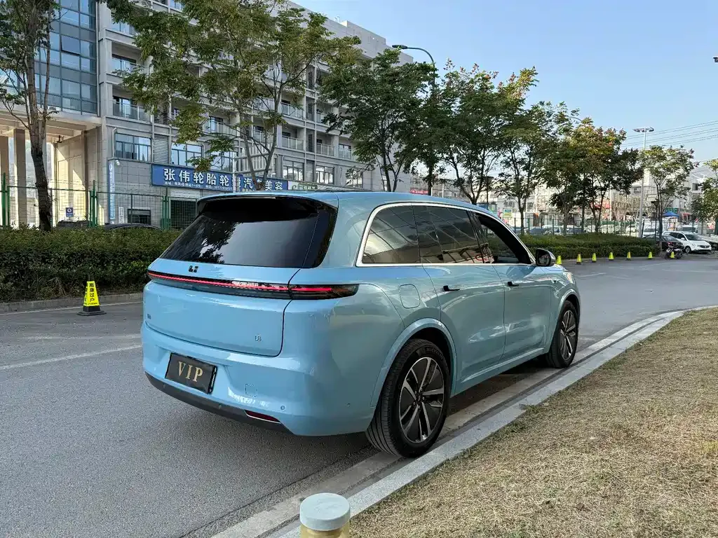 Li Auto L8 2024 из CN, фото 7
