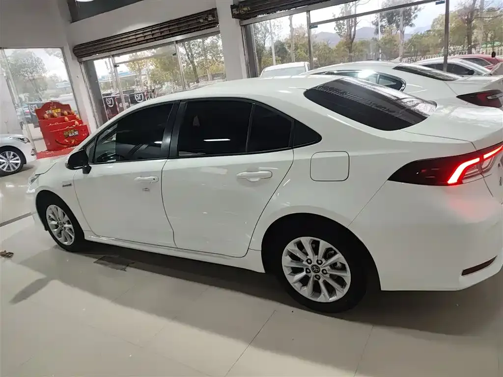 Toyota Corolla 2023 из CN, фото 5