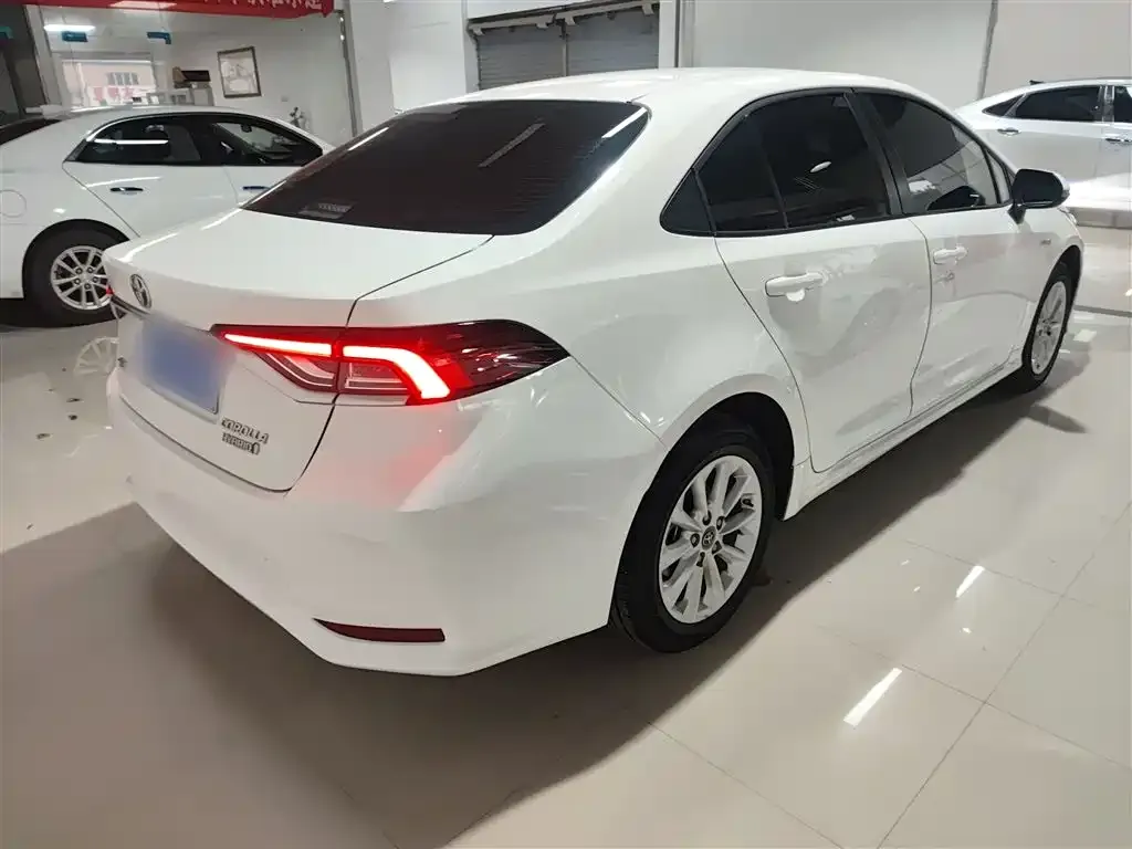 Toyota Corolla 2023 из CN, фото 7
