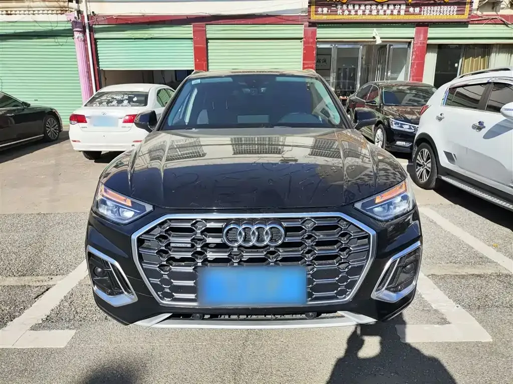Audi Q5L 2022 из CN, фото 3