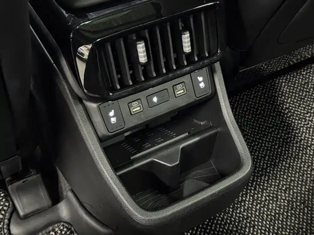 Hyundai Custo 2022 из CN, фото 6