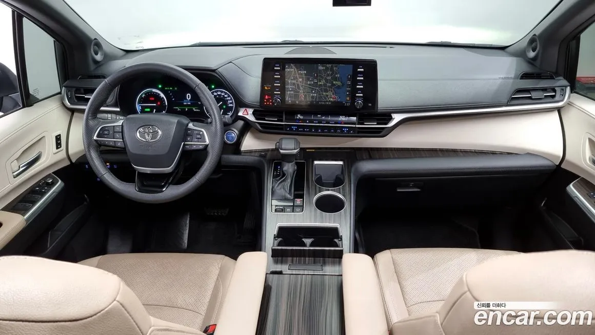 Toyota Sienna 2023 из KR, фото 7