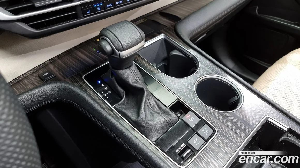 Toyota Sienna 2023 из KR, фото 9