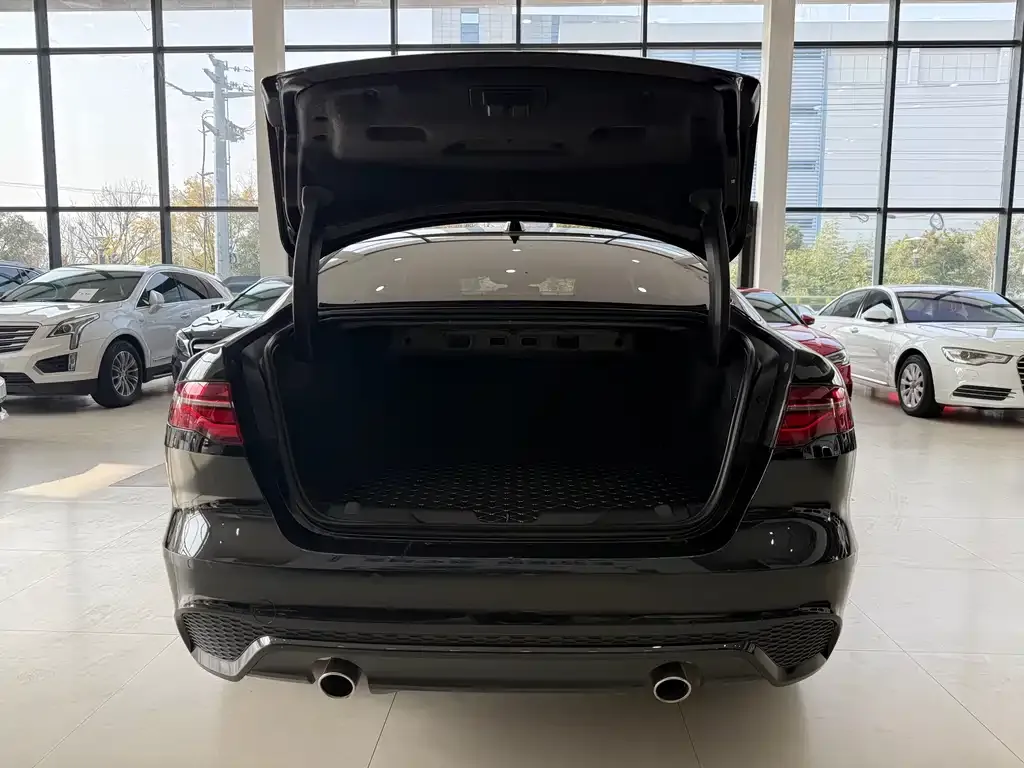 Jaguar XEL 2025 из CN, фото 8