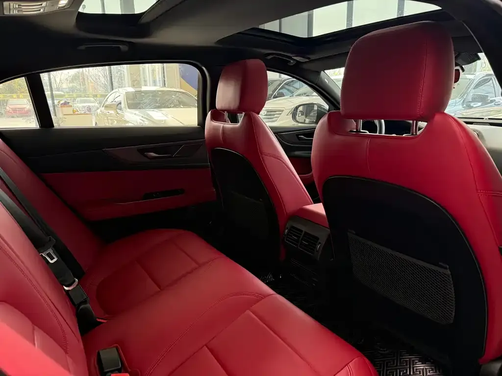 Jaguar XEL 2025 из CN, фото 9