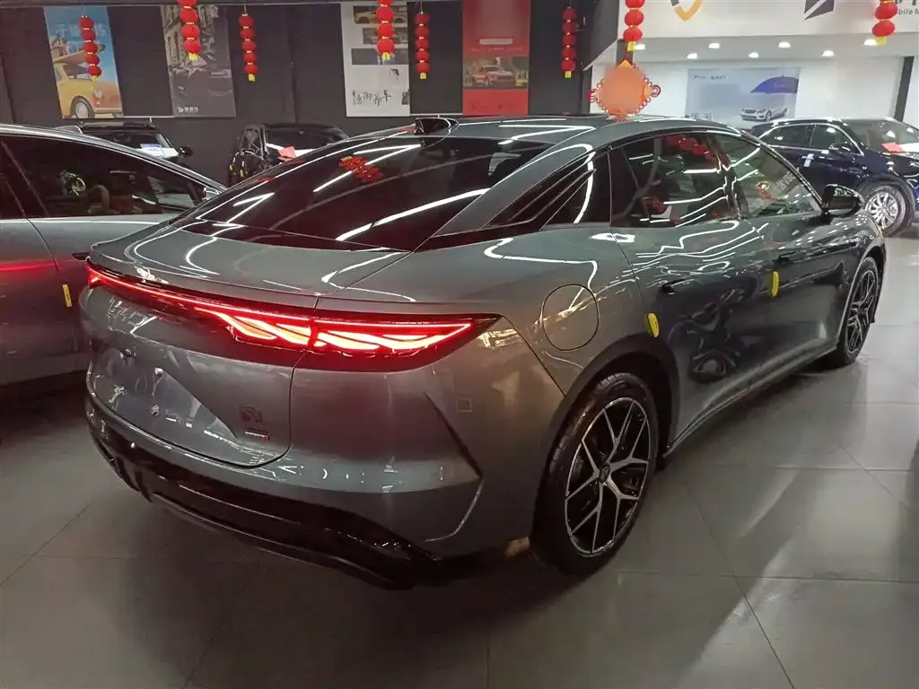 [object Object] 汉L 2025 из CN, фото 6