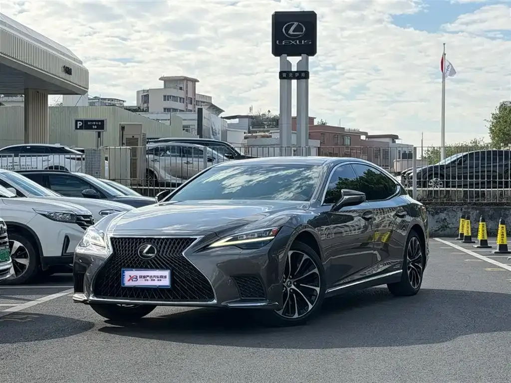 Lexus LS 2022 из CN, фото 1