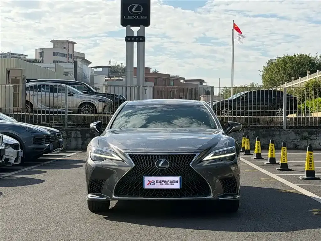 Lexus LS 2022 из CN, фото 2
