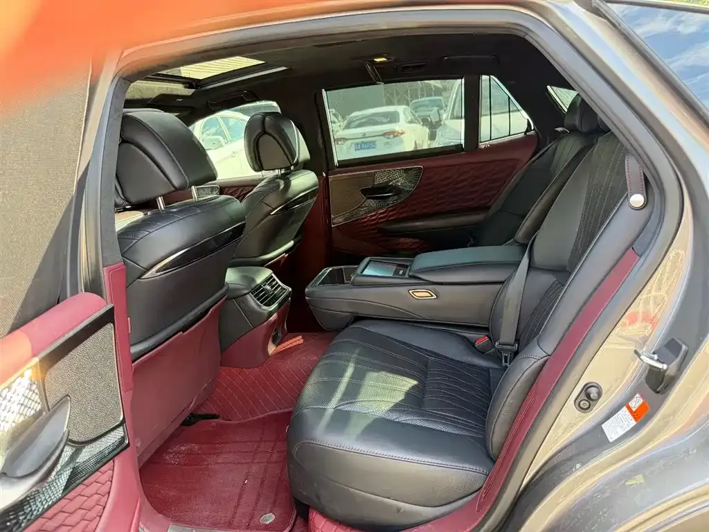 Lexus LS 2022 из CN, фото 7