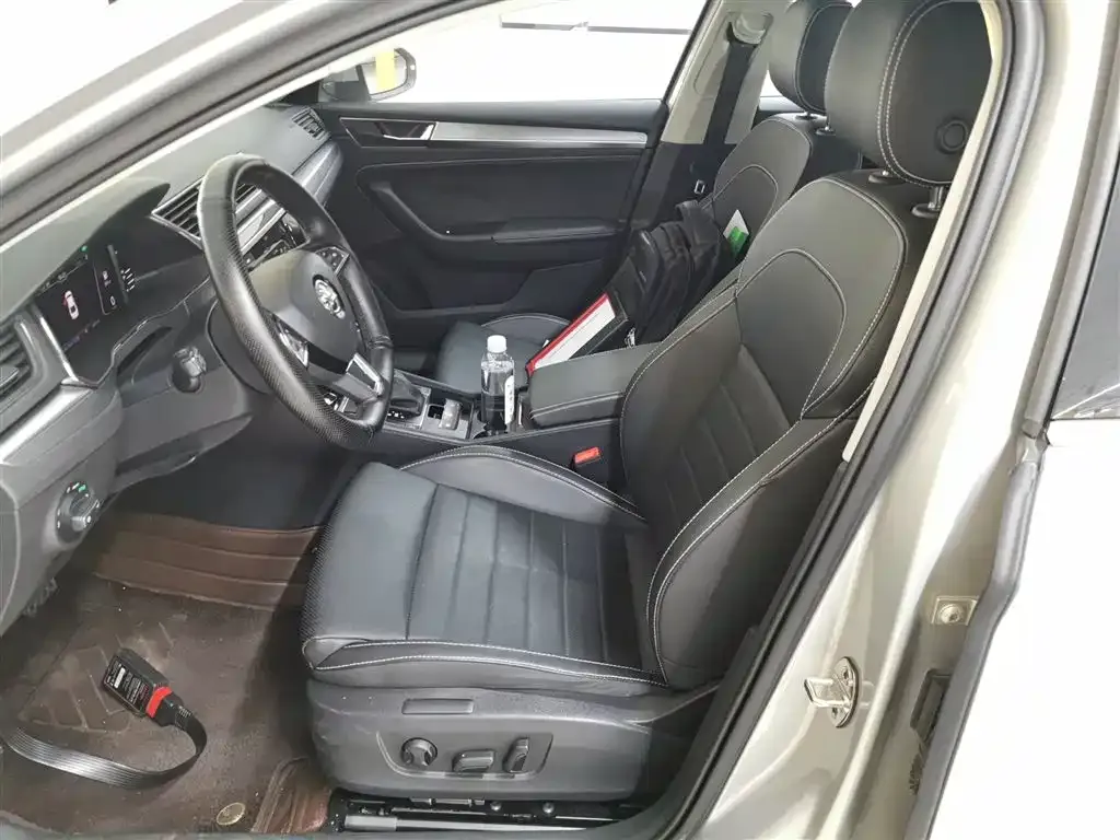 Skoda Superb 2021 из CN, фото 7