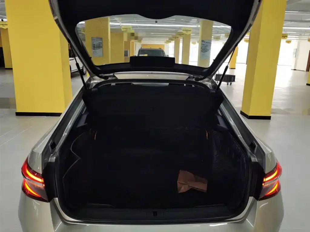 Skoda Superb 2021 из CN, фото 9