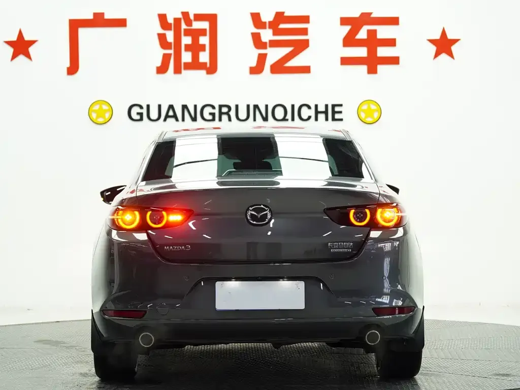 Mazda 3 Axela 2022 из CN, фото 4