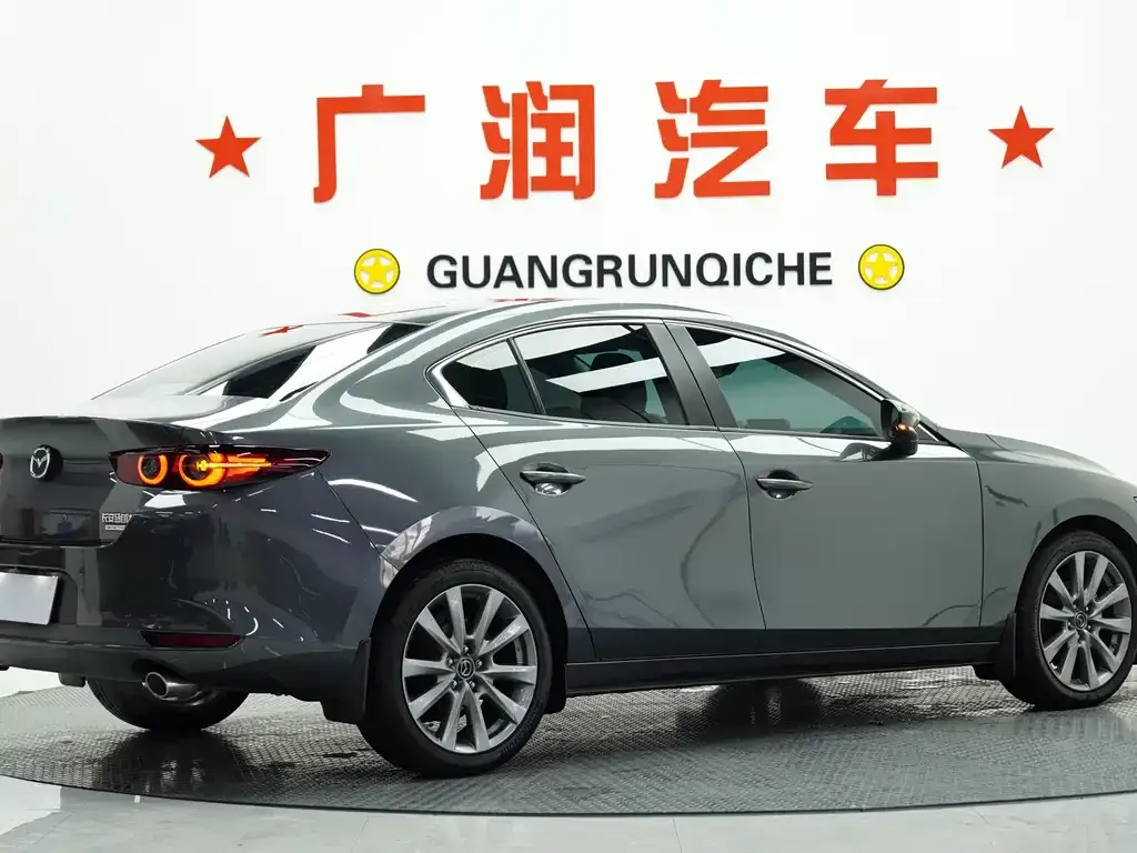 Mazda 3 Axela 2022 из CN, фото 5