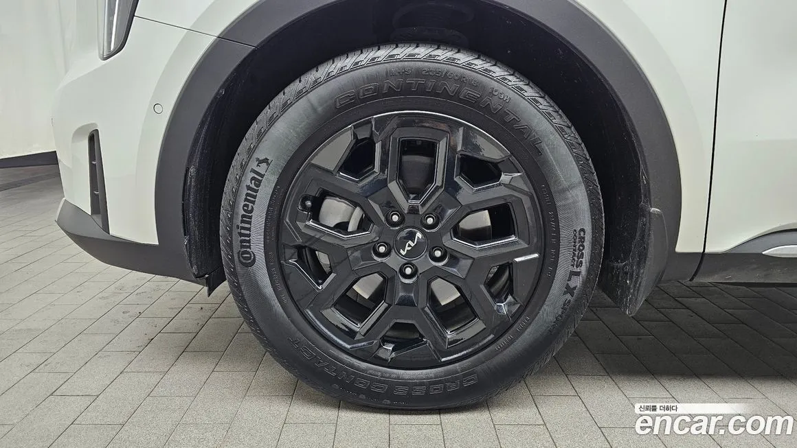 Kia Sorento — фото 5