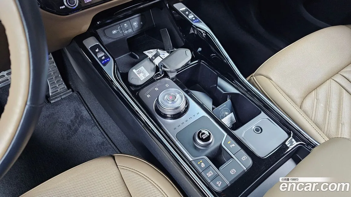 Kia Sorento — фото 9