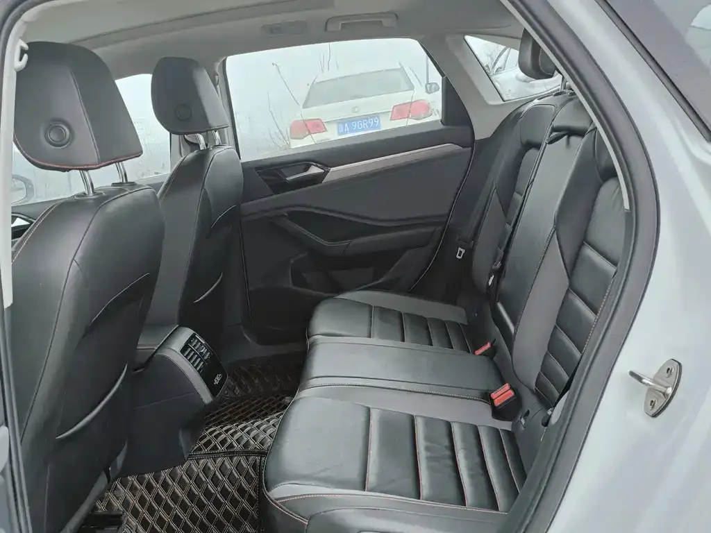 Volkswagen Sagitar 2021 из CN, фото 10