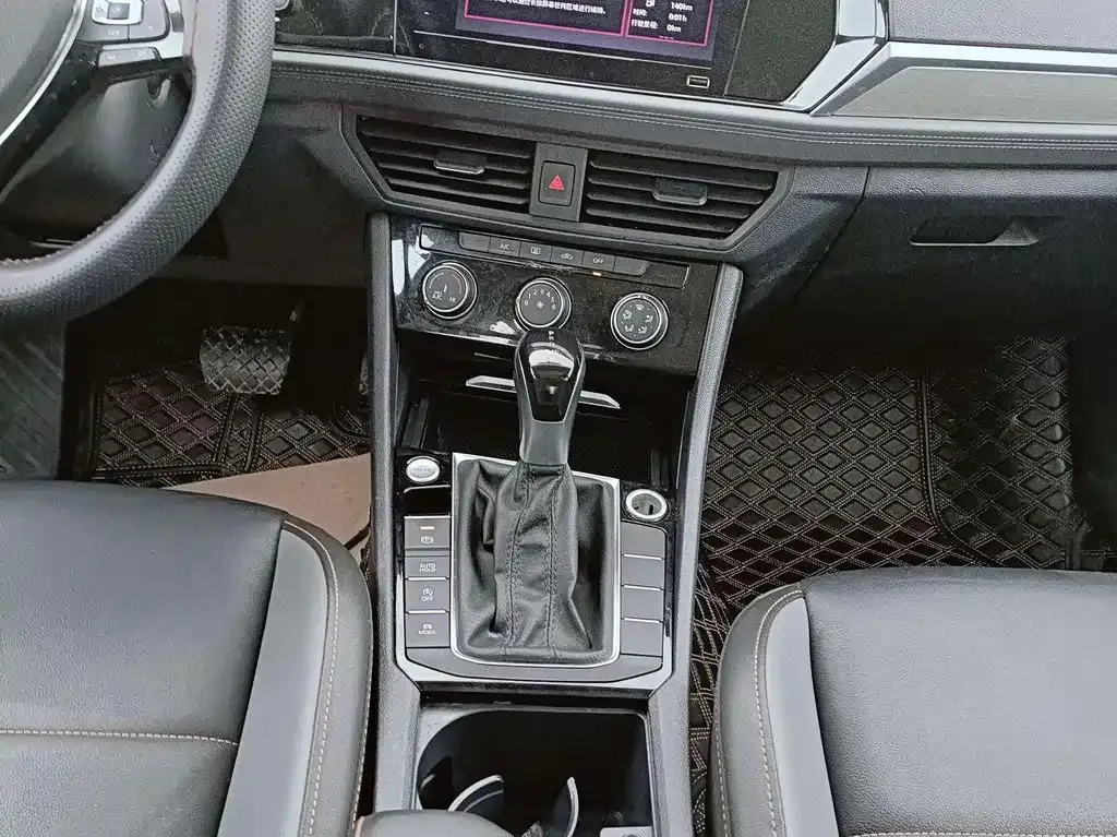 Volkswagen Sagitar 2021 из CN, фото 7