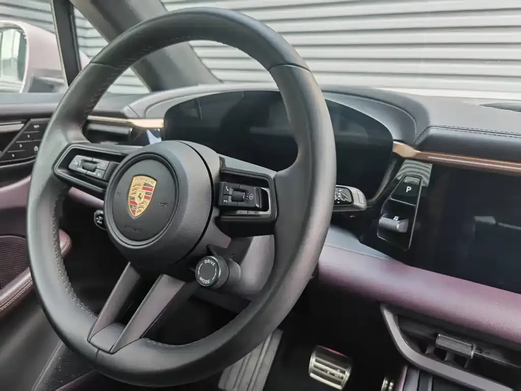 Porsche Macan EV 2024 из CN, фото 6