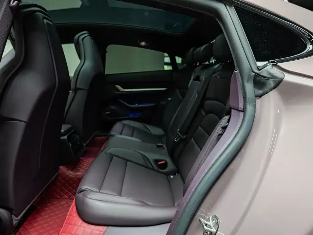 Porsche Taycan 2022 из CN, фото 8