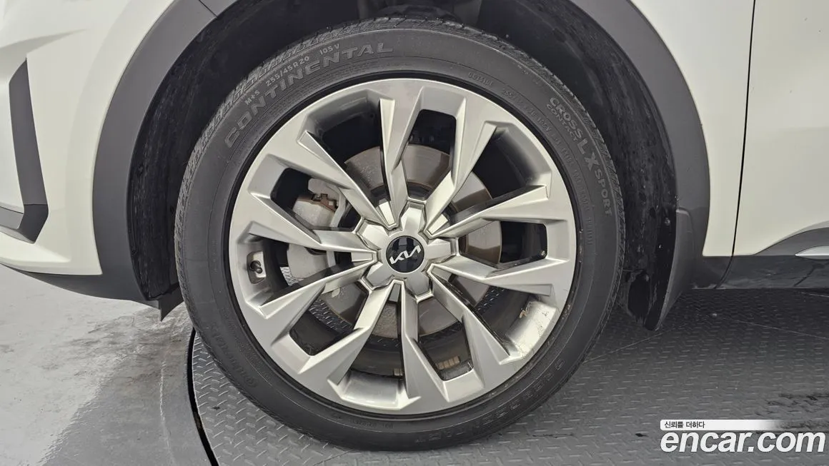 Kia Sorento — фото 5