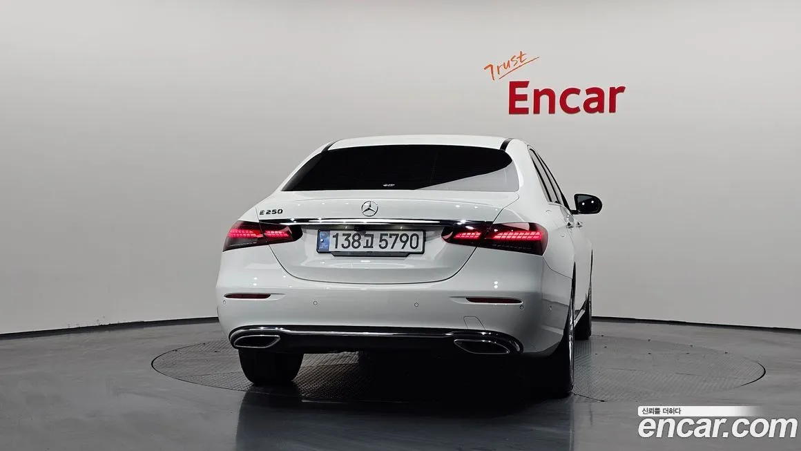 Mercedes-Benz E-Class 2021 из KR, фото 4