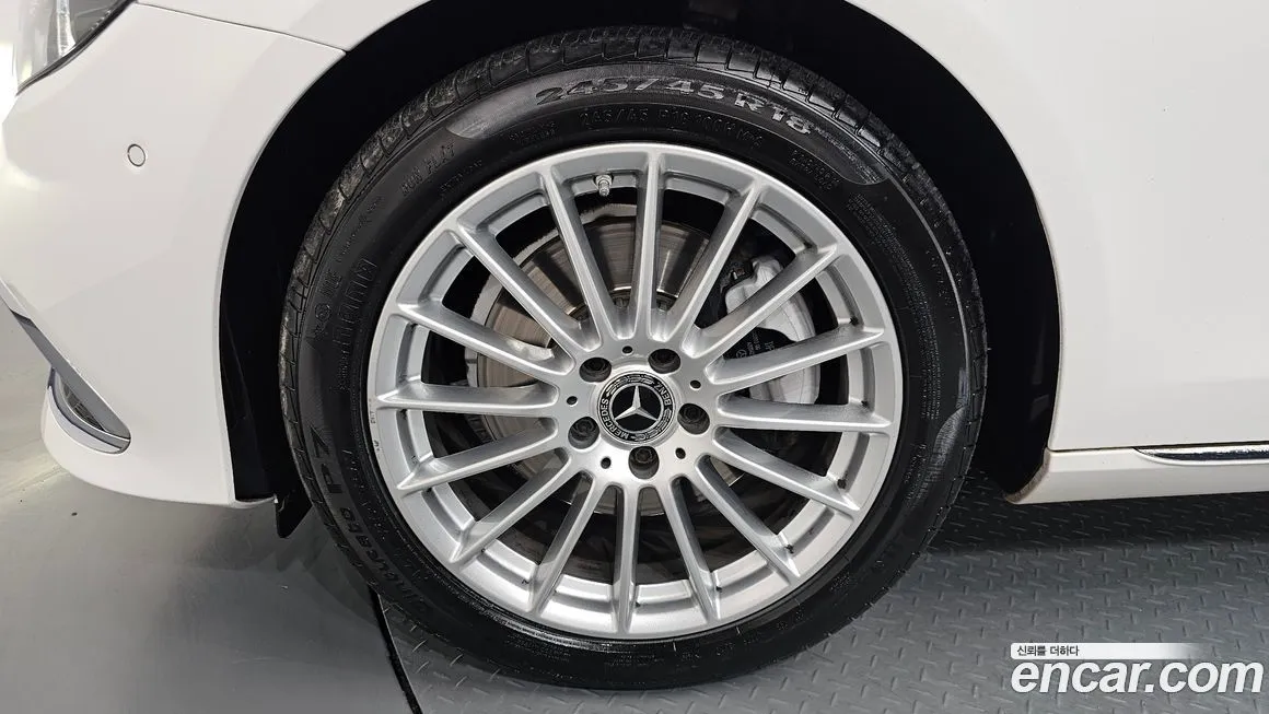 Mercedes-Benz E-Class 2021 из KR, фото 5