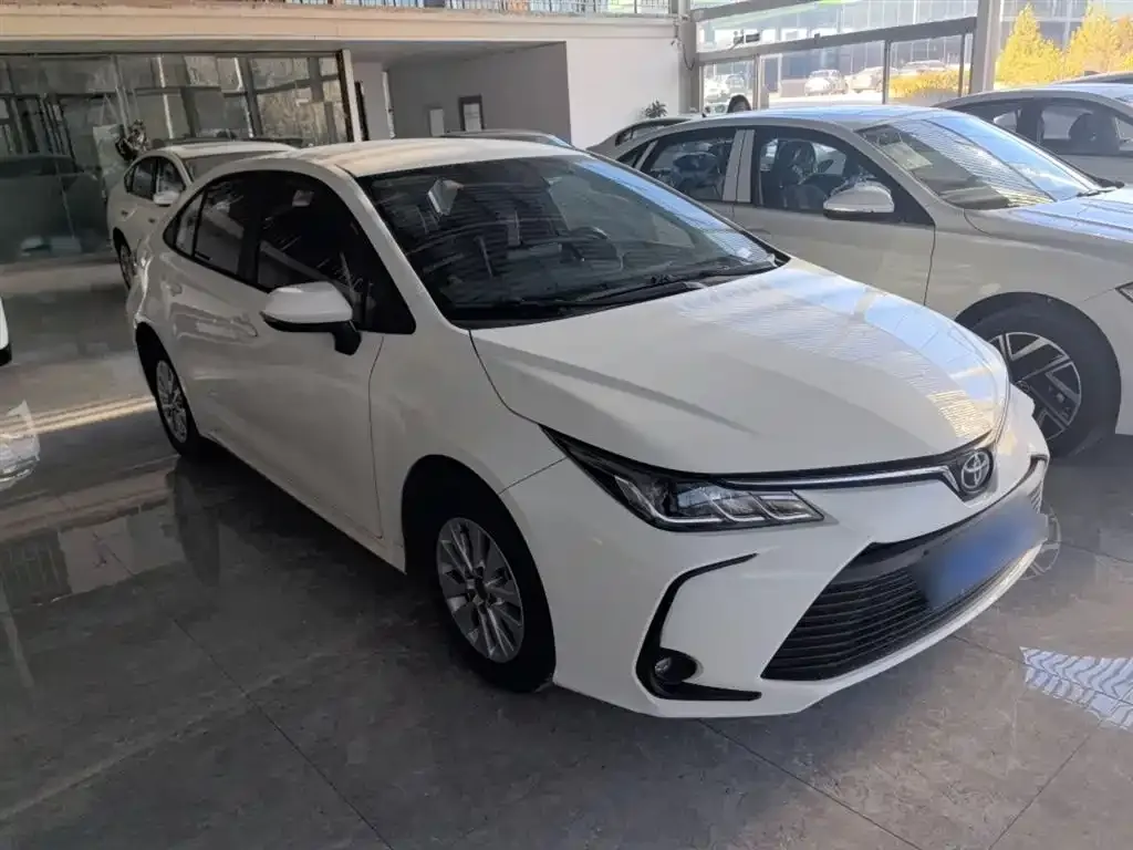 Toyota Corolla 2024 из CN, фото 4