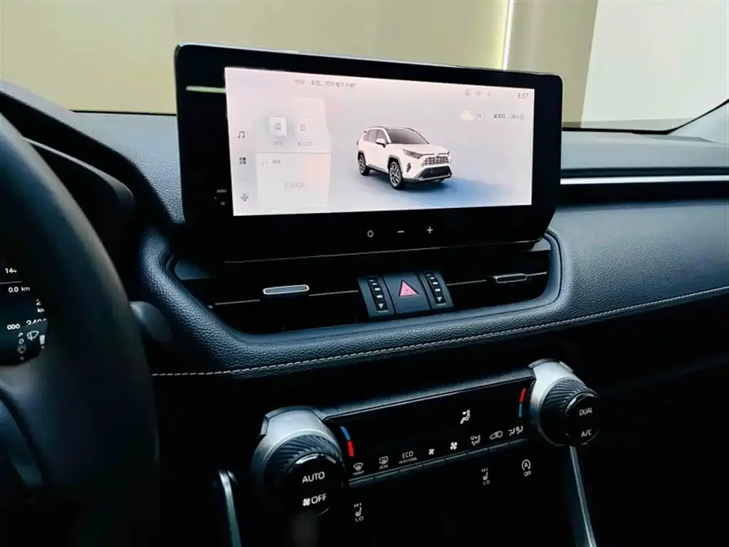 Toyota RAV4 2023 из CN, фото 6