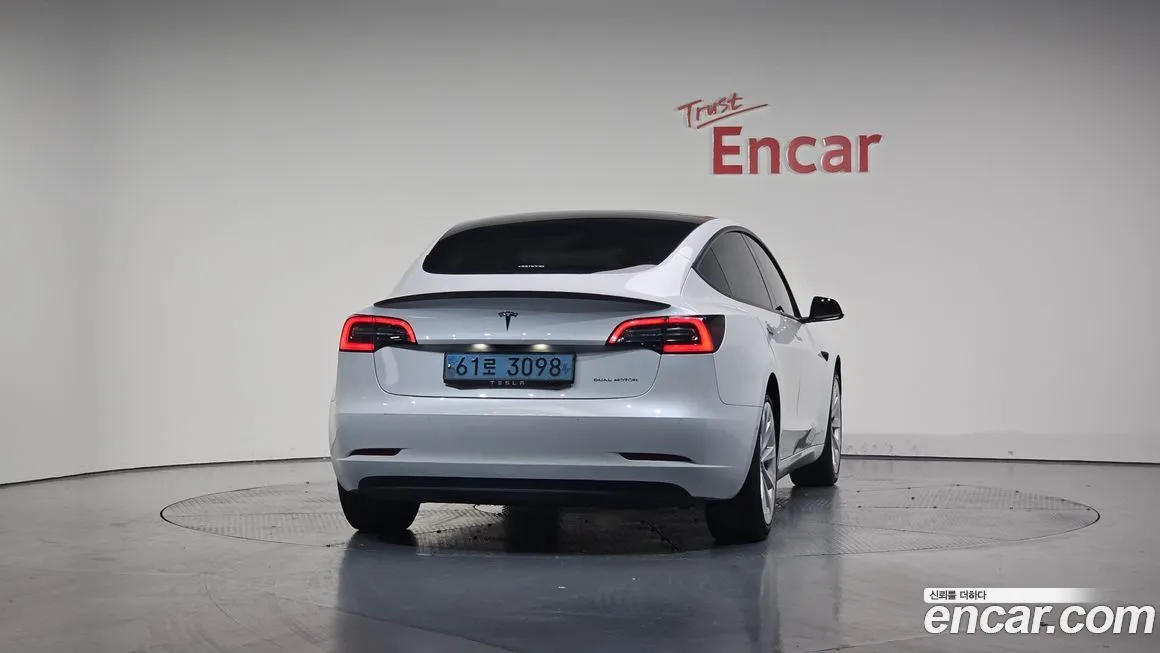 Tesla Model 3 2021 из KR, фото 4