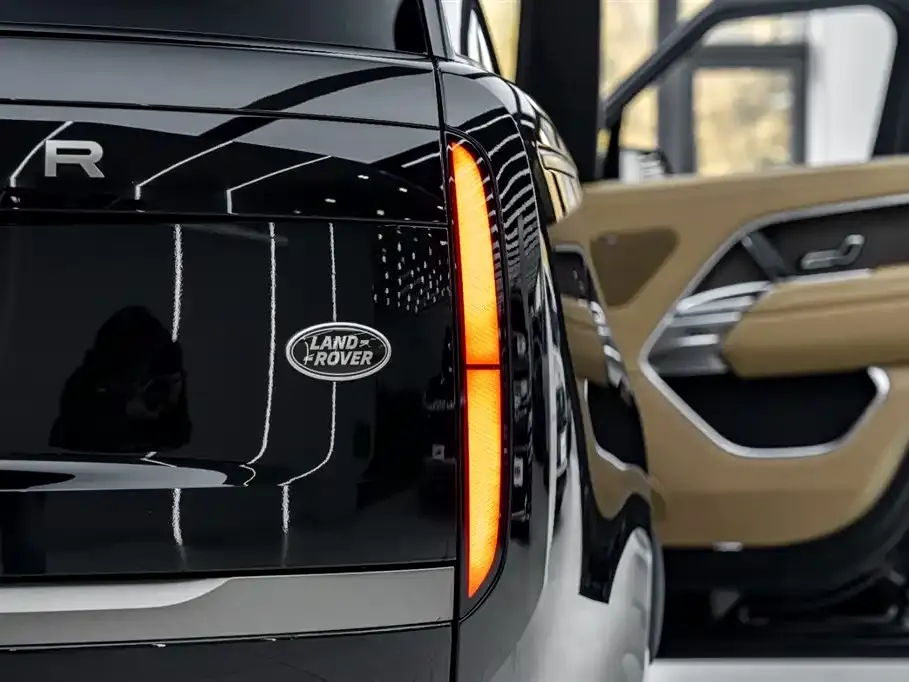 Land Rover Range Rover 2025 из CN, фото 10