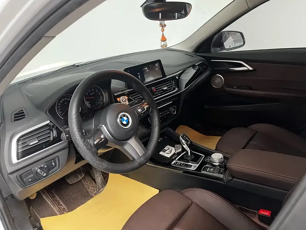 BMW 1 Series 2021 из CN, фото 10