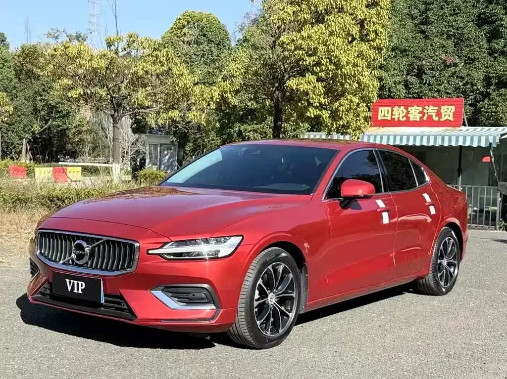 Volvo S60 2021 из CN, фото 1