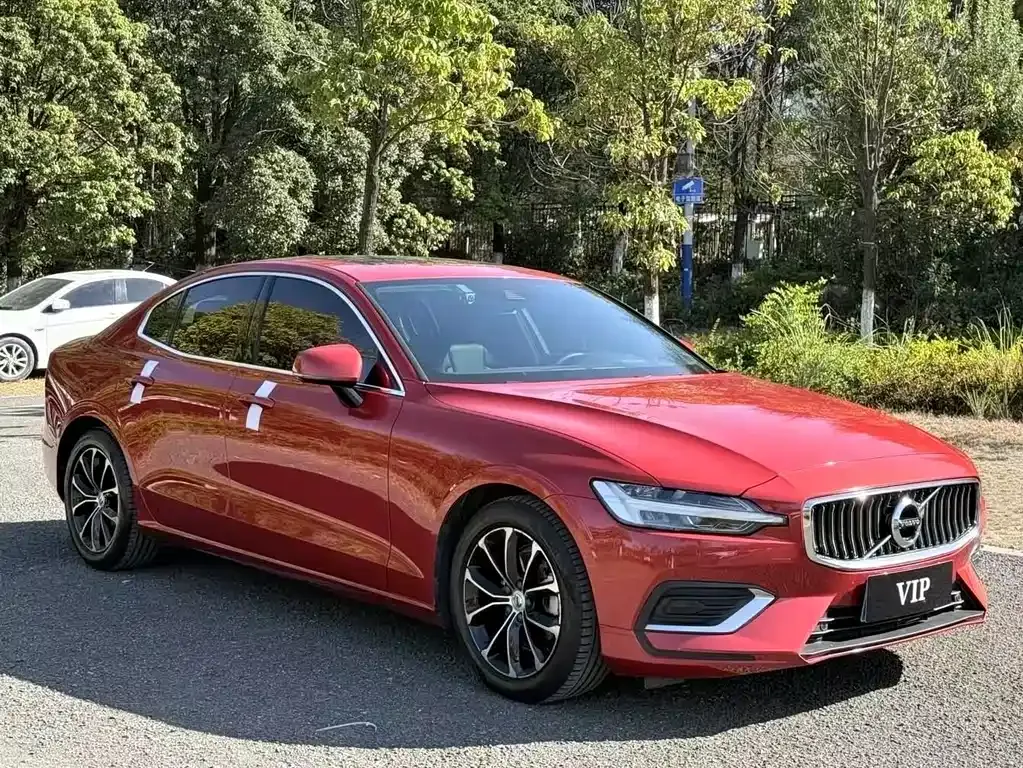 Volvo S60 2021 из CN, фото 3